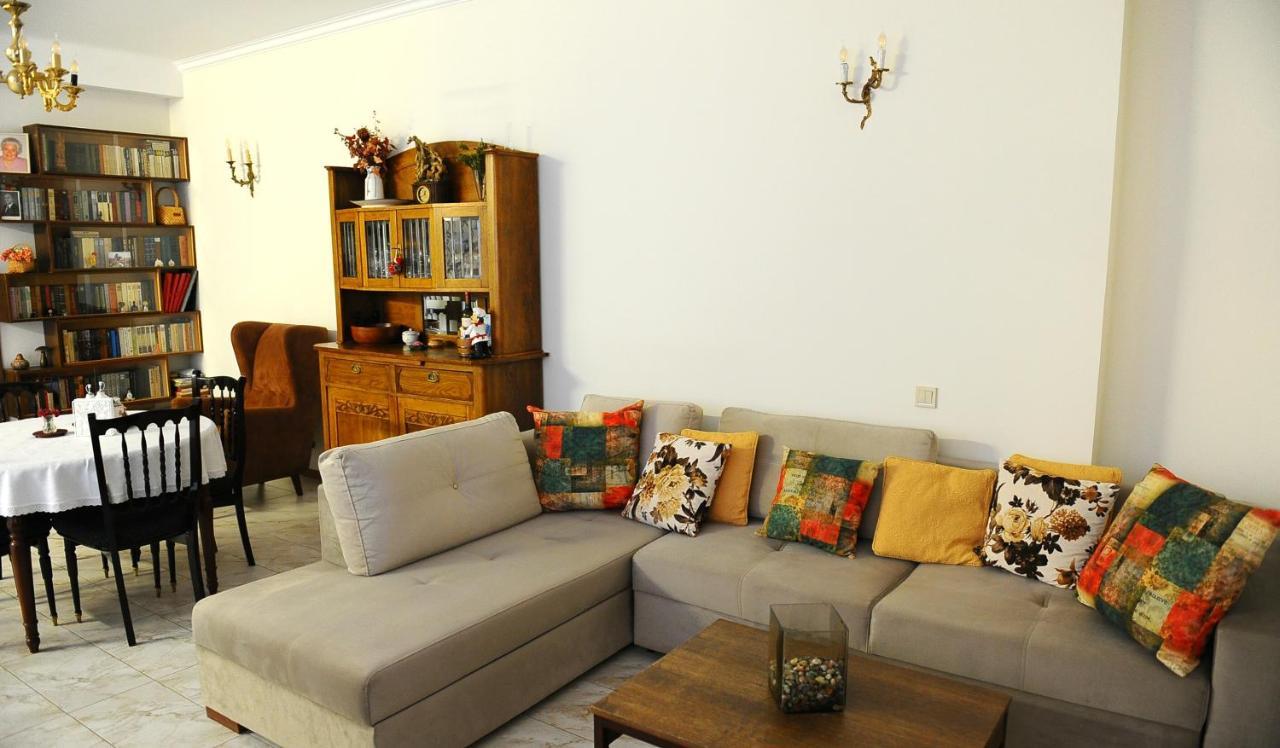 Janika Apartments Тбілісі Екстер'єр фото