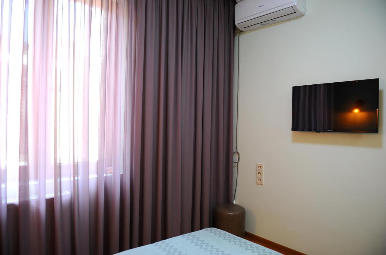Janika Apartments Тбілісі Екстер'єр фото
