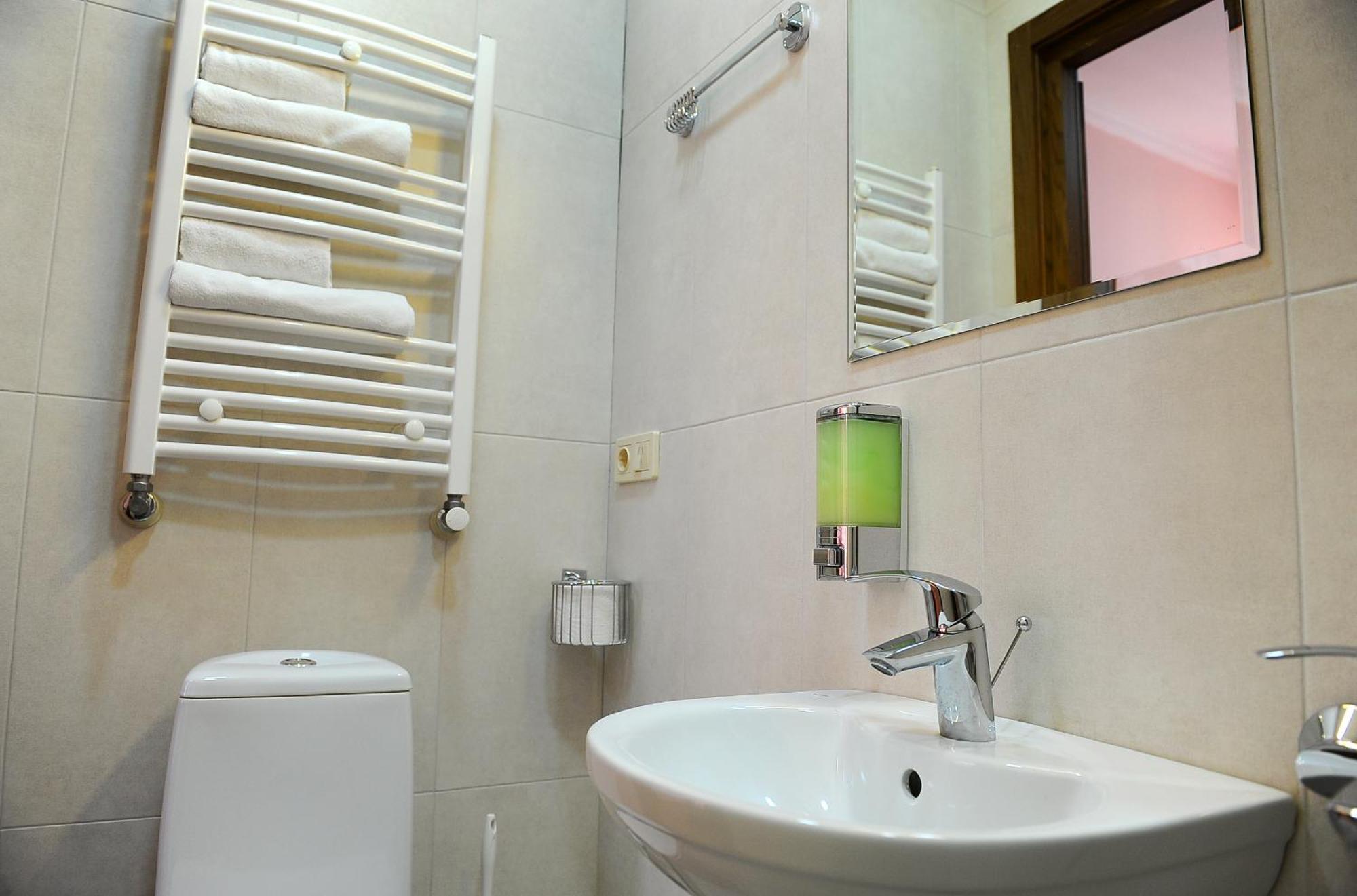 Janika Apartments Тбілісі Екстер'єр фото